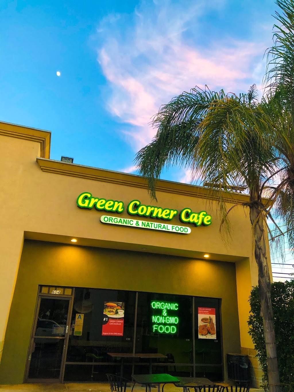 Green Corner Cafe | restaurant | 604 W Glenoaks Blvd, Glendale, CA 91202, USA | 8185075003 OR +1 818-507-5003