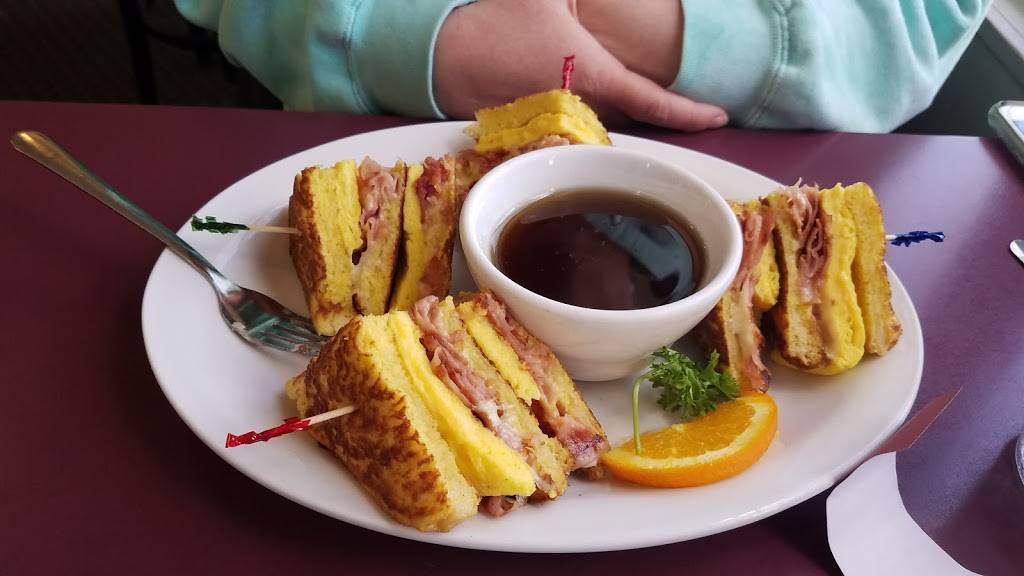 The Fort Collins Breakfast Club | restaurant | 121 W Monroe Dr, Fort Collins, CO 80525, USA | 9702237193 OR +1 970-223-7193