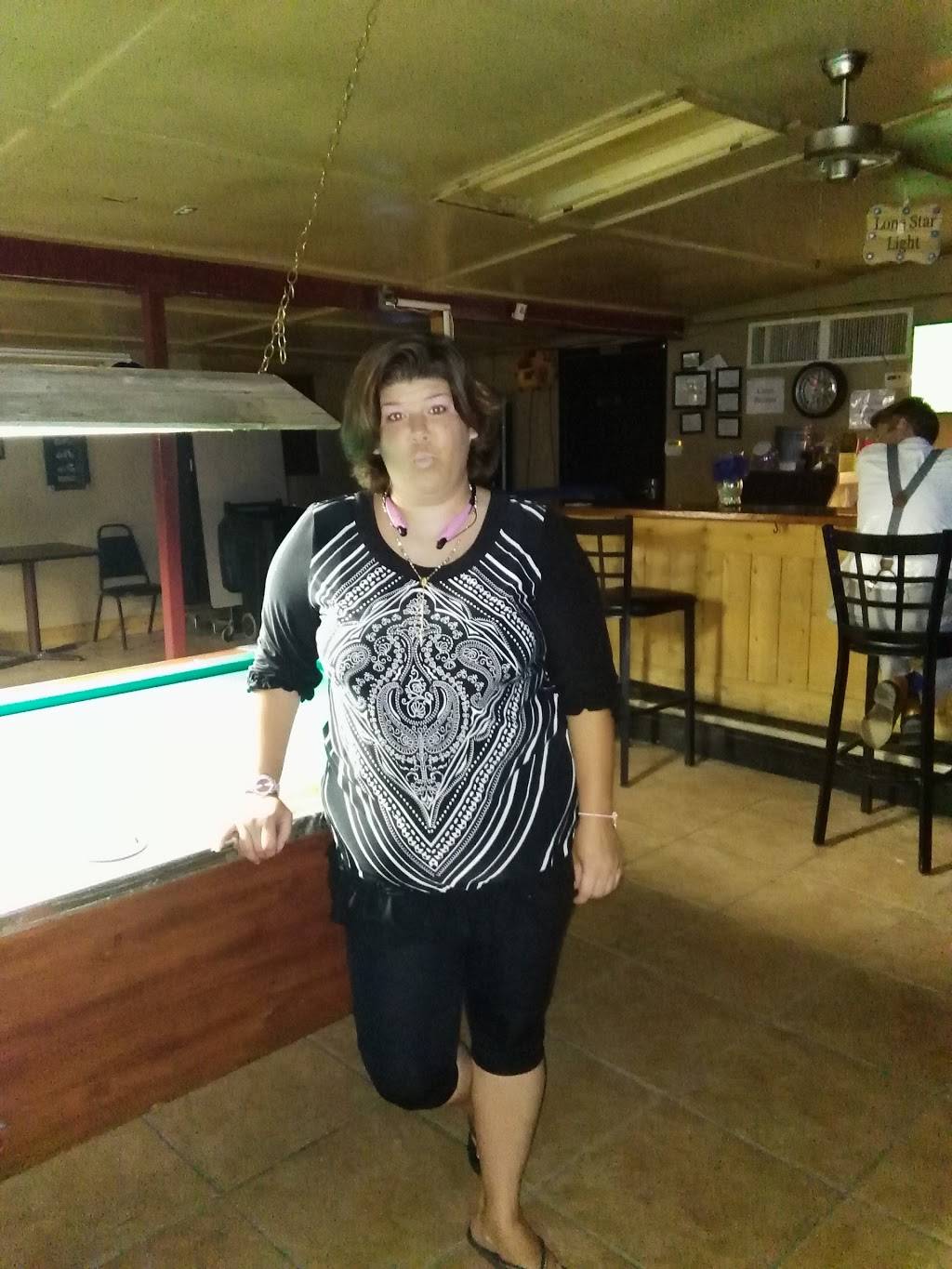 Texas Ice House | restaurant | 12291 US-181, San Antonio, TX 78223, USA | 2107712765 OR +1 210-771-2765