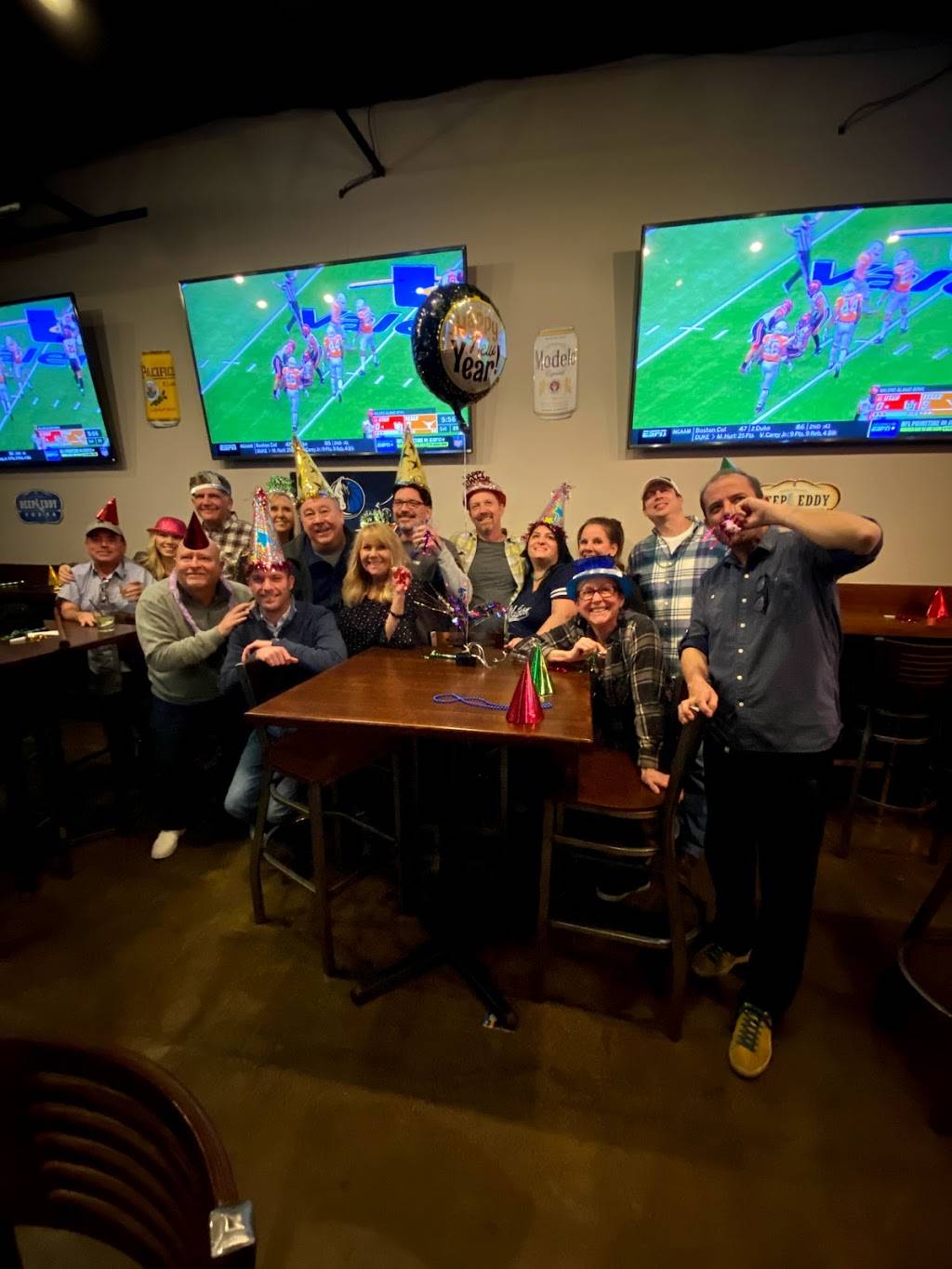 The Avenue Sports Grill | restaurant | 2121 Greenville Ave, Dallas, TX 75206, USA | 9728509994 OR +1 972-850-9994