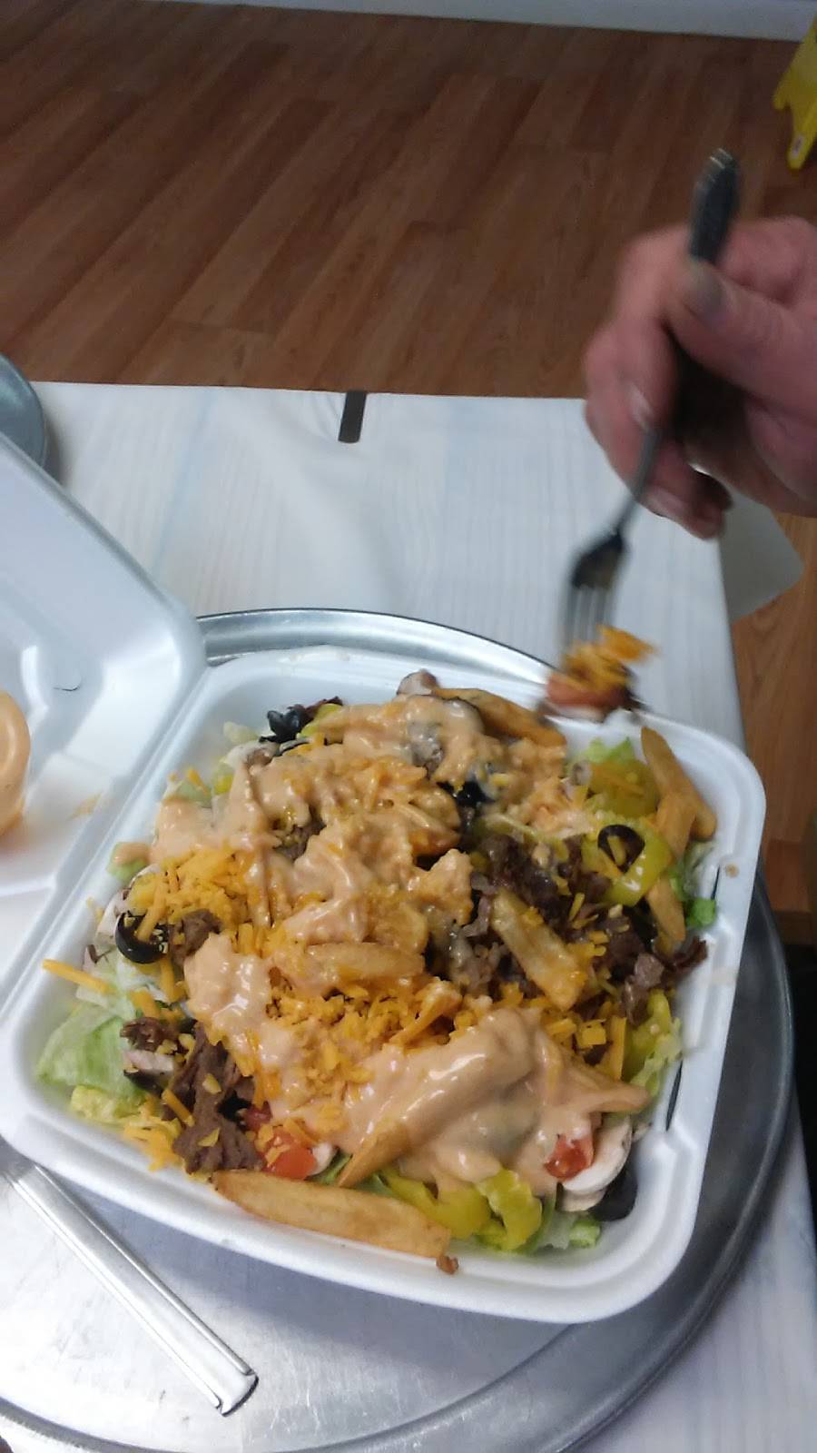 Mary Janes Stone Baked Pizzeria | restaurant | 215 9th St, Monaca, PA 15061, USA | 7247285263 OR +1 724-728-5263