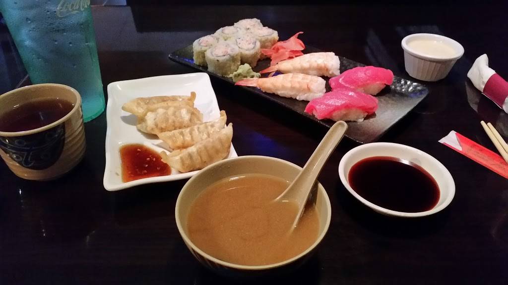 Fuji Sushi & Steak House | restaurant | 222 E 6th St, Waynesboro, GA 30830, USA | 7065542224 OR +1 706-554-2224