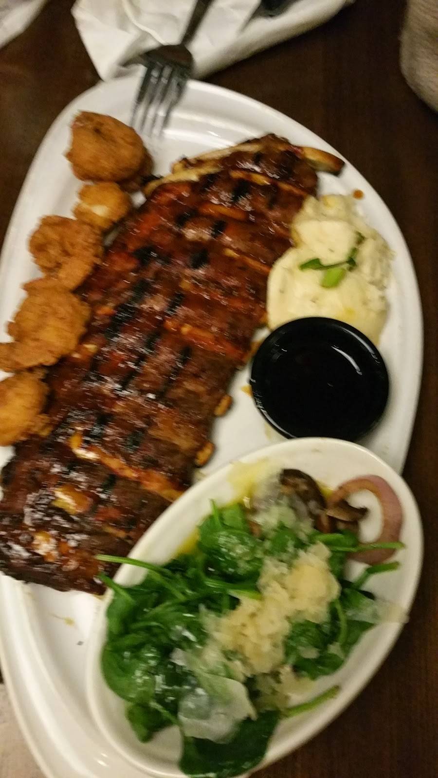 TGI Fridays | restaurant | 6640 Richmond Hwy, Alexandria, VA 22306, USA | 7037170690 OR +1 703-717-0690