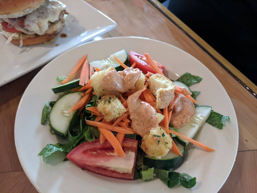 Longboards East Beach | restaurant | 4521 Pretty Lake Ave, Norfolk, VA 23518, USA | 7573994010 OR +1 757-399-4010