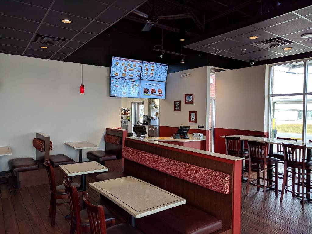 Sonic Drive-In | restaurant | 2680 South, M-139 Suite 100, Benton Harbor, MI 49022, USA | 2699252100 OR +1 269-925-2100