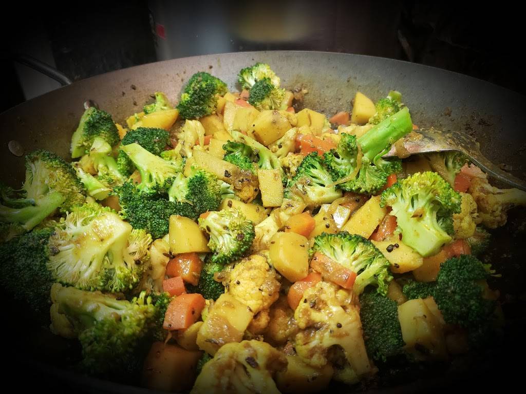 Masala King | restaurant | 2286 Kingston Rd, Scarborough, ON M1N 1T9, Canada | 4163038660 OR +1 416-303-8660