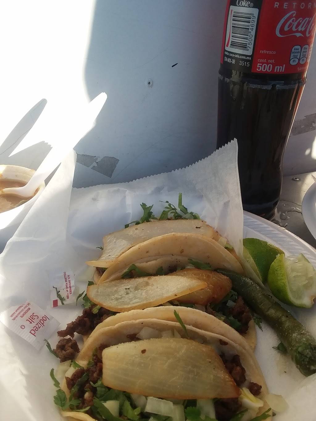 Taqueria La Morenita | restaurant | 2005 Broadway St, Houston, TX 77012, USA | 8322428356 OR +1 832-242-8356