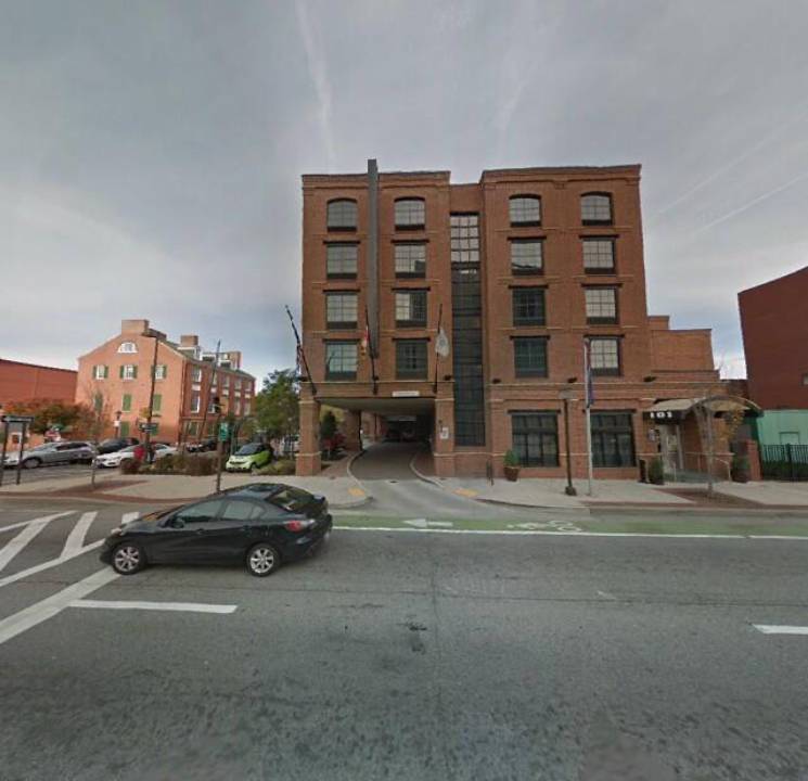 Bluegrass | restaurant | 101 President St, Baltimore, MD 21202, USA | 4439618825 OR +1 443-961-8825