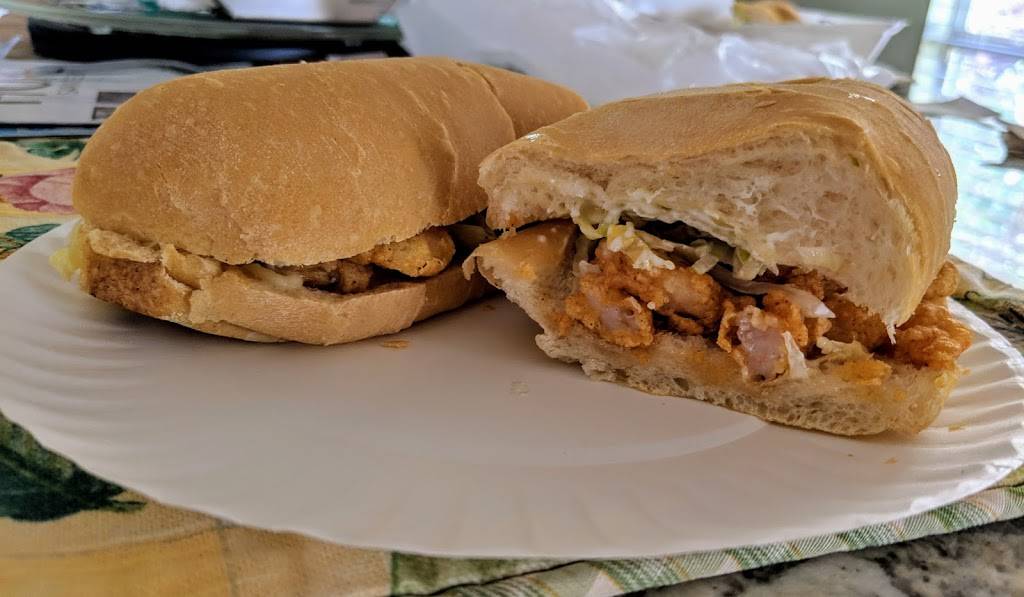 Po-Boy Express | restaurant | 641 S Range Ave, Denham Springs, LA 70726, USA | 2256675494 OR +1 225-667-5494