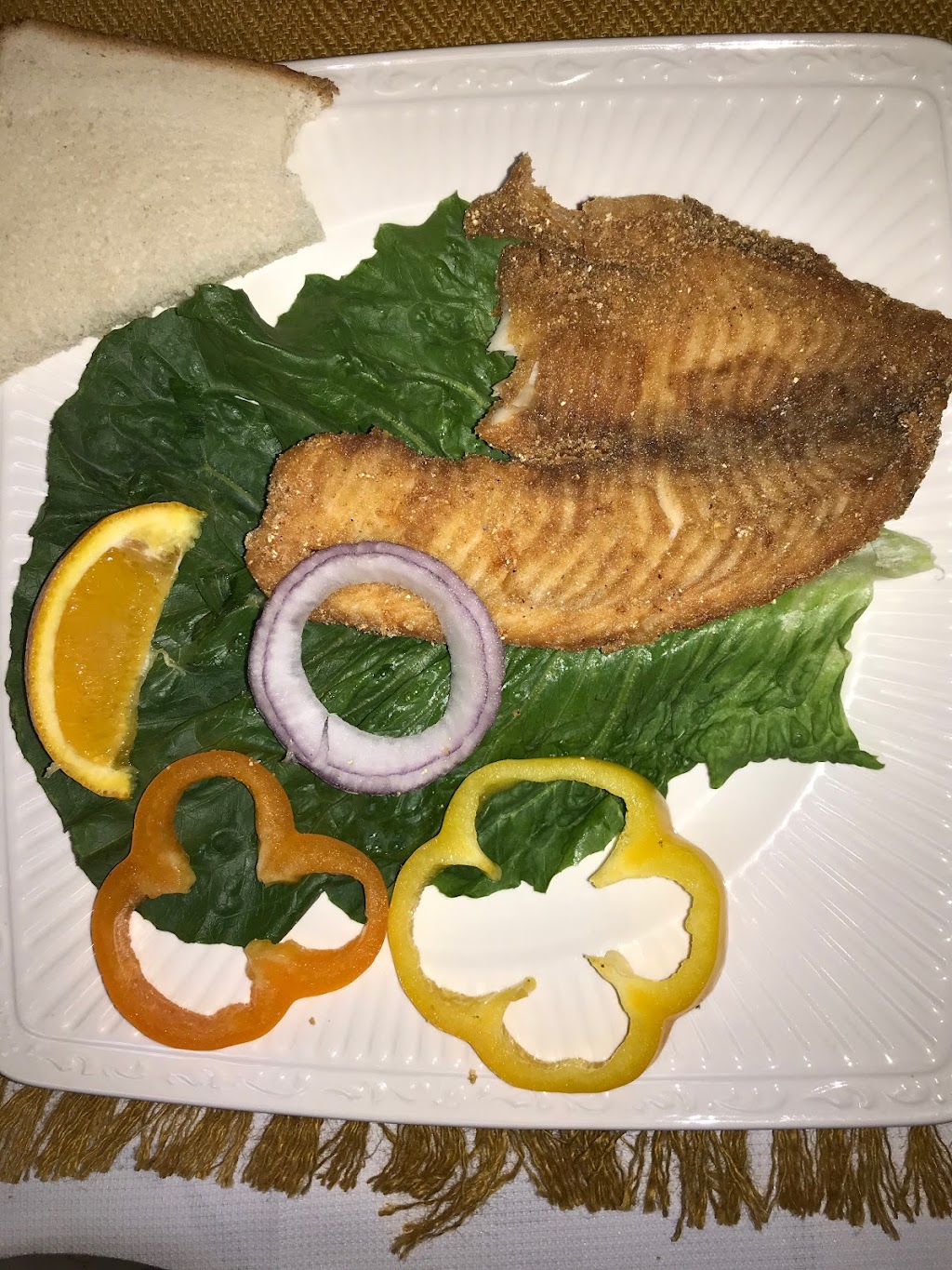 Island Fish and Grits | restaurant | 3300 N Pace Blvd Suite 50, Pensacola, FL 32505, USA | 8504380041 OR +1 850-438-0041