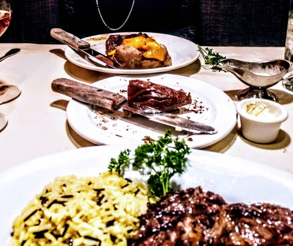 Carvers Steaks & Chops | restaurant | 11940 Bernardo Plaza Dr, San Diego, CA 92128, USA | 8584851262 OR +1 858-485-1262