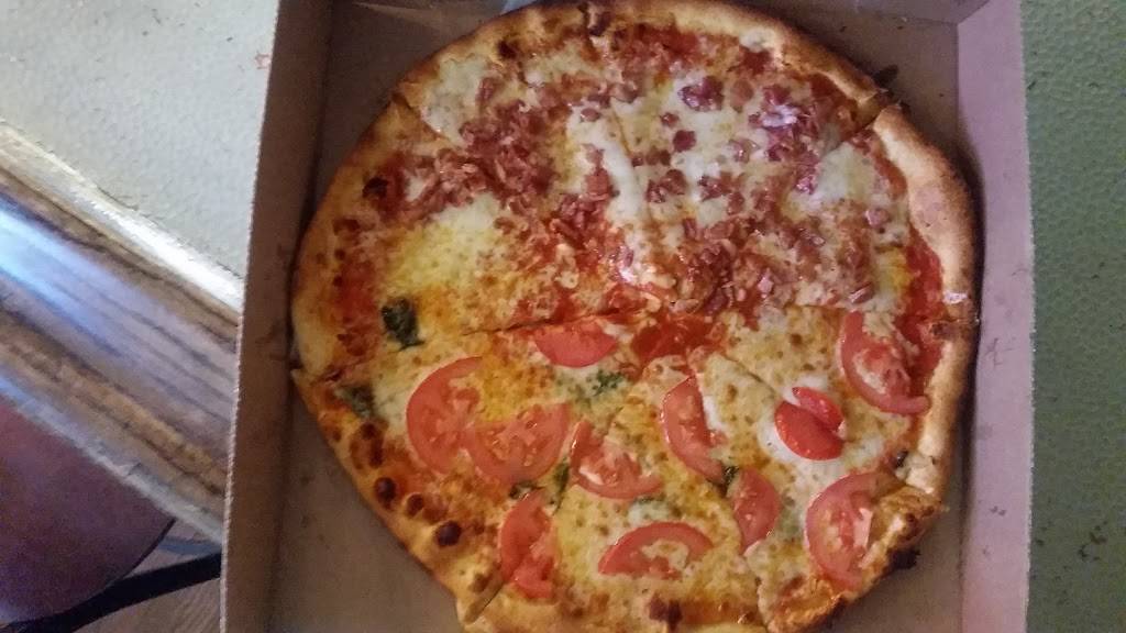 The Clydesdale Pub & Grill | restaurant | 435 N Main St, Port Chester, NY 10573, USA | 9149351234 OR +1 914-935-1234