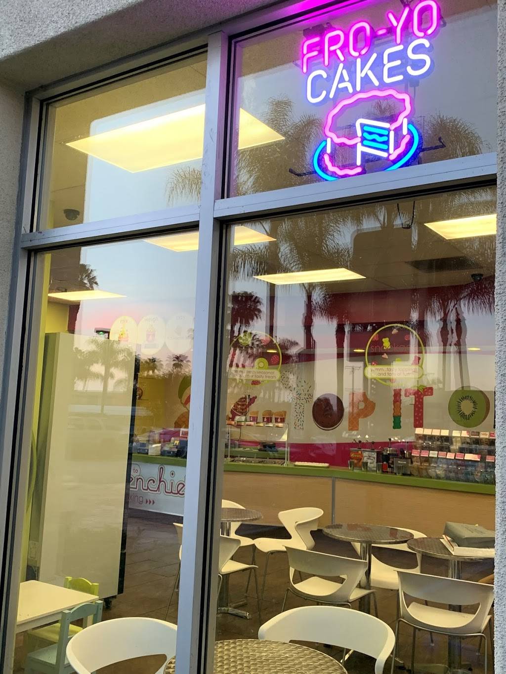 Menchies Frozen Yogurt | restaurant | 13595 Whittier Blvd, Whittier, CA 90605, USA | 5626965676 OR +1 562-696-5676
