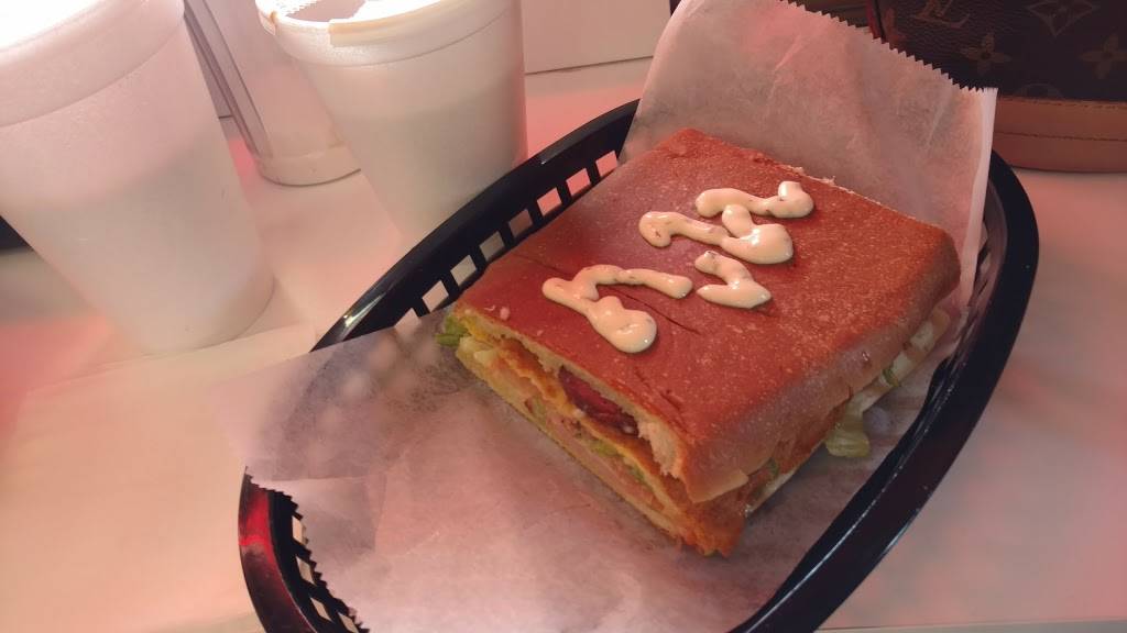 Cafe el Colombiano | bakery | 3118 River Ave, Camden, NJ 08105, USA | 8563428075 OR +1 856-342-8075