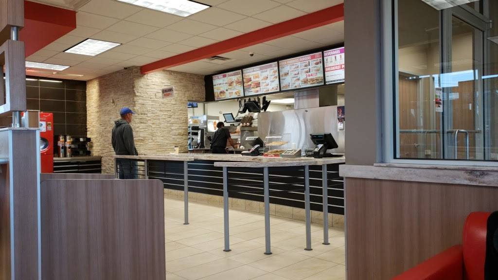 Burger King | restaurant | 2180 N Richmond Rd, McHenry, IL 60051, USA | 8153443850 OR +1 815-344-3850