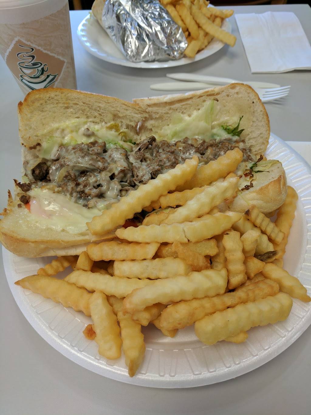 Chefs Cafe | restaurant | 3957 Pender Dr # 105, Fairfax, VA 22030, USA | 7036912468 OR +1 703-691-2468