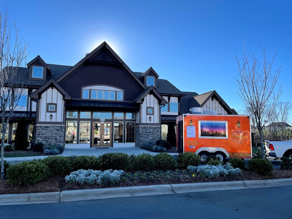 Chickpeasy On Wheels | restaurant | 3500 Latrobe Dr, Charlotte, NC 28211, USA | 3215251665 OR +1 321-525-1665