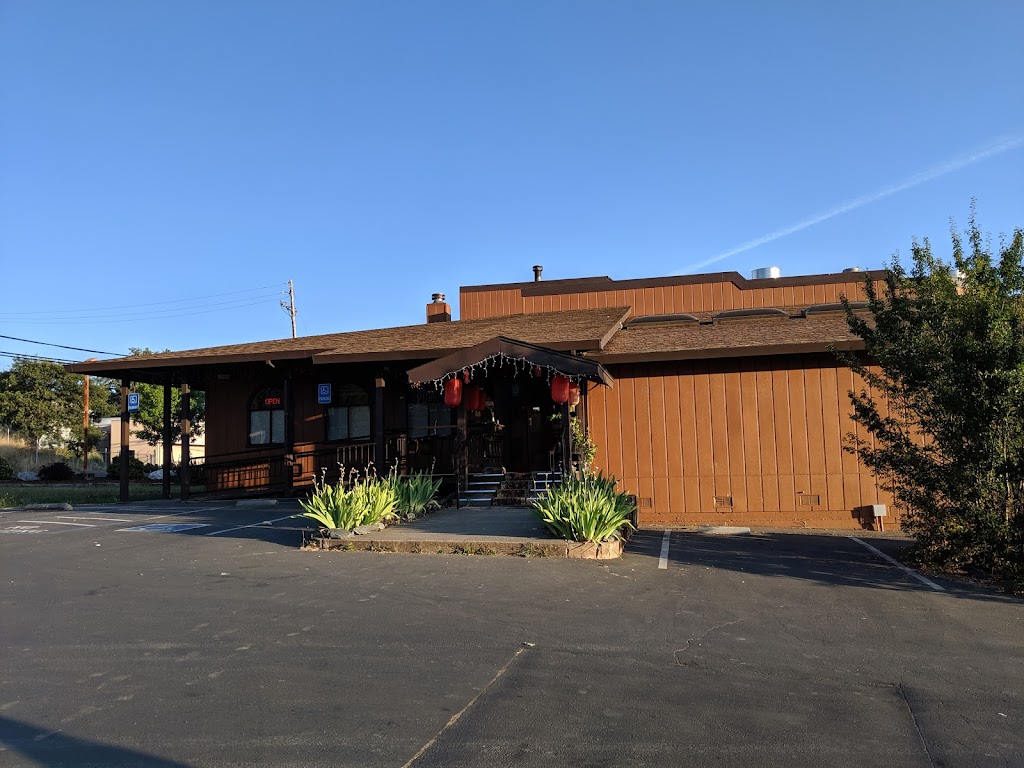Annas Asian Palace | restaurant | 45020 US-101, Laytonville, CA 95454, USA | 7079846198 OR +1 707-984-6198
