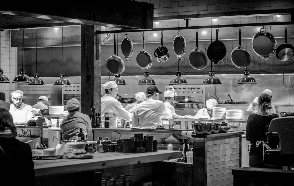 Capo Restaurant & Supper Club | restaurant | 443 W Broadway, South Boston, MA 02127, USA | 6179938080 OR +1 617-993-8080