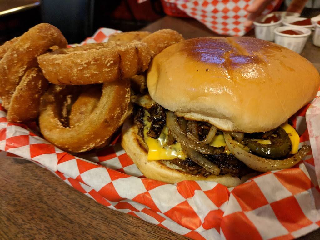 Kennys Burgers | restaurant | 1927 Goliad Rd, San Antonio, TX 78223, USA | 2103371355 OR +1 210-337-1355