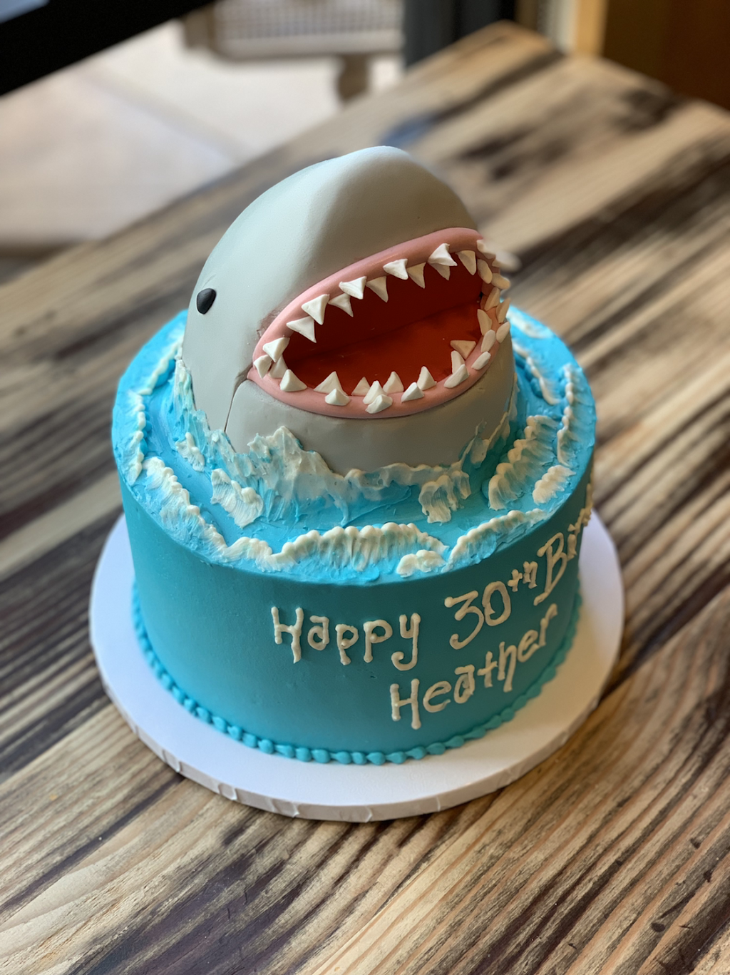 The Batter Up Bakery | bakery | 26490 Ynez Rd K, Temecula, CA 92591, USA | 9516774555 OR +1 951-677-4555