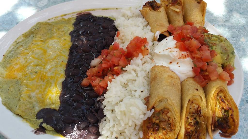 Wahoos Fish Taco | restaurant | 234 W Chapman Ave, Orange, CA 92866, USA | 7142891579 OR +1 714-289-1579