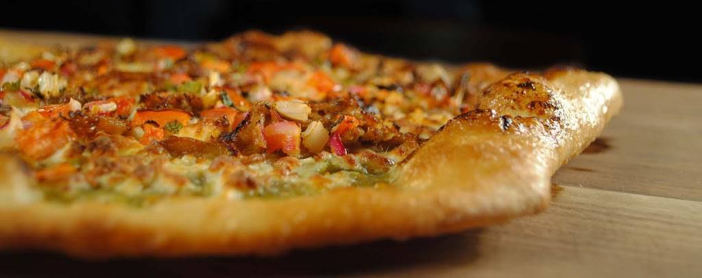 Honky Tonk Kitchen | restaurant | 2520 Rodeo Plaza, Fort Worth, TX 76164, USA | 8176247117 OR +1 817-624-7117