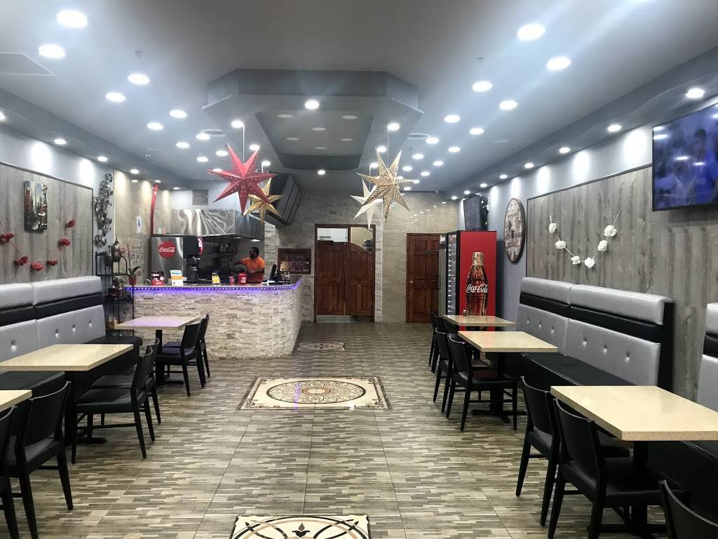 charcoal bbq | restaurant | 1351 Forest Ave, Staten Island, NY 10302, USA | 7183559060 OR +1 718-355-9060