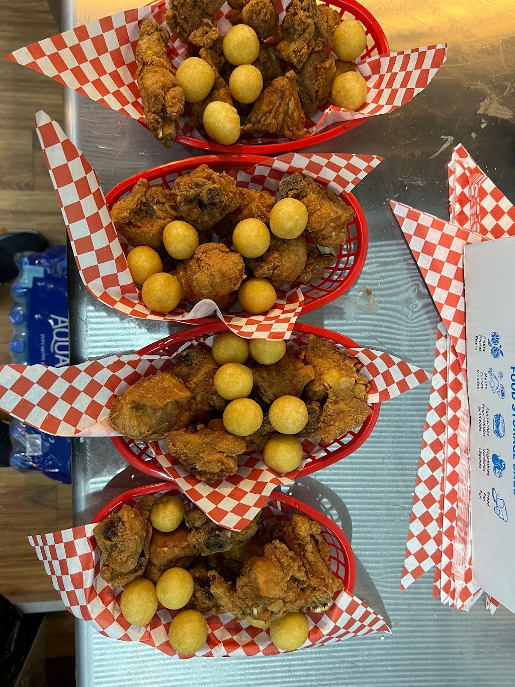 Cardenales fast-food | restaurant | 943 W Taft Vineland Rd, Orlando, FL 32824, USA | 4076409482 OR +1 407-640-9482