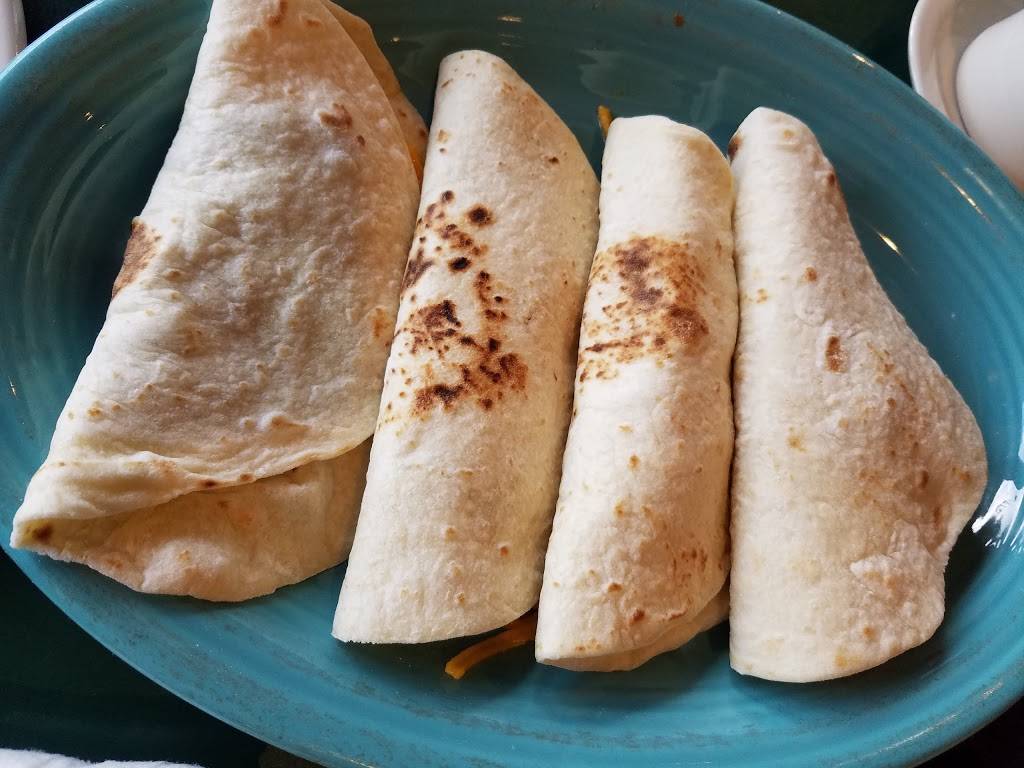 Saritas Restaurant | restaurant | 2235 Lockhill Selma Rd, San Antonio, TX 78230, USA | 2103442400 OR +1 210-344-2400