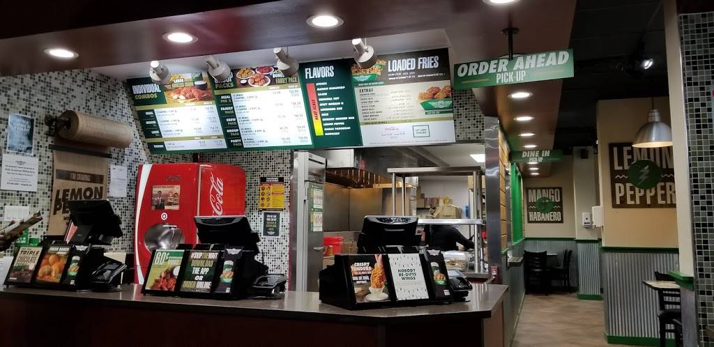 Wingstop | restaurant | 284 Broadway, Williamsburg, NY 11211, USA | 9292079464 OR +1 929-207-9464