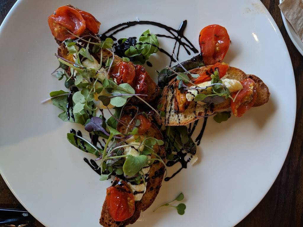 Gusto Handcrafted Pasta & Pizza | restaurant | 1901 Fremont Blvd, Seaside, CA 93955, USA | 8318995825 OR +1 831-899-5825