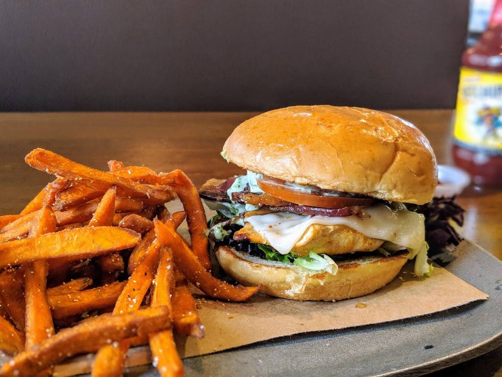 Village Burger Bar | restaurant | 12300 Inwood Rd #210, Dallas, TX 75244, USA | 2144844679 OR +1 214-484-4679