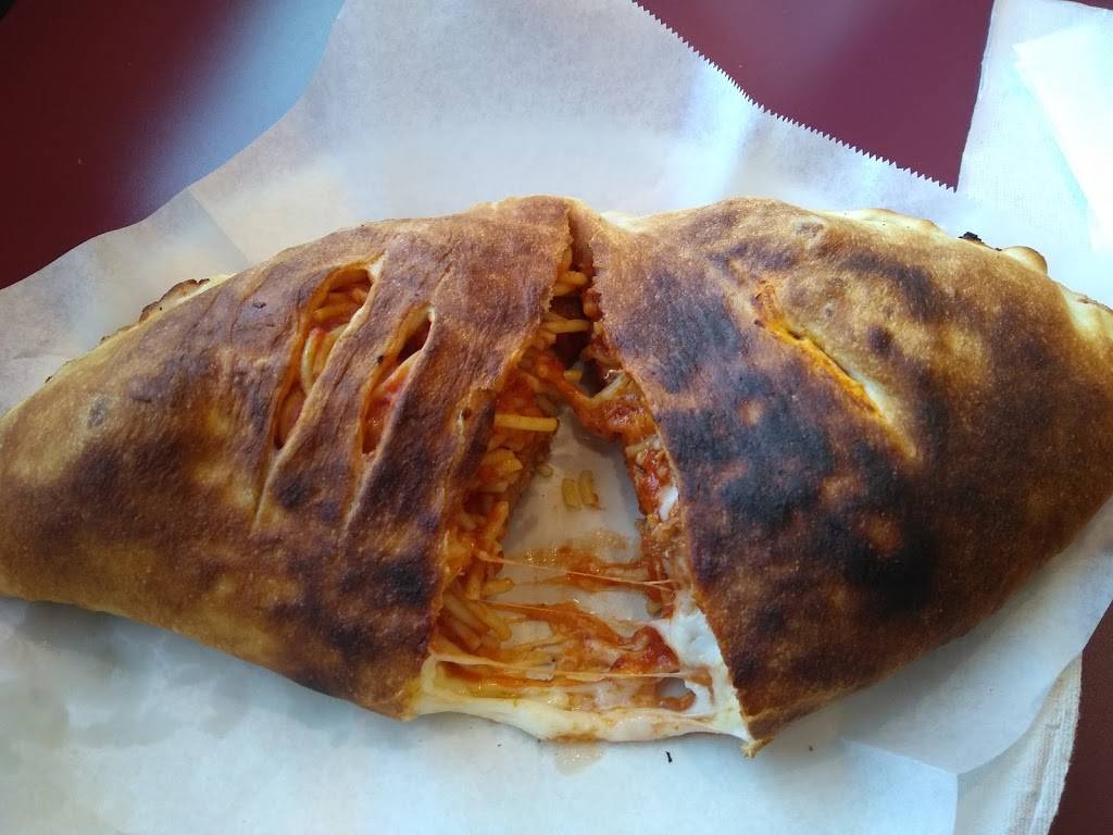 Sams Italian Foods | restaurant | 14 Millett Dr, Auburn, ME 04210, USA | 2077831111 OR +1 207-783-1111