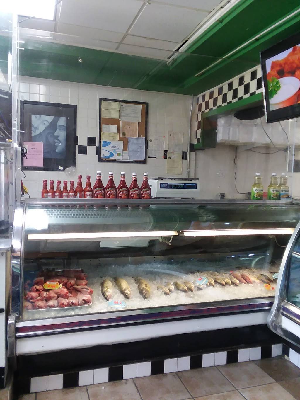 Ocean Fish & Chicken | restaurant | 3732 East 8 Mile Road, Detroit, MI 48234, USA | 3138937333 OR +1 313-893-7333