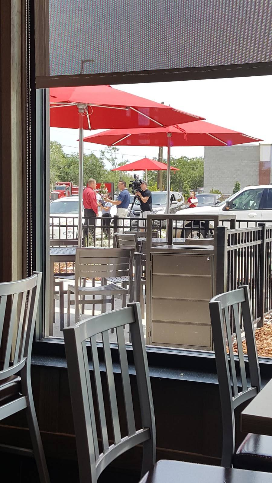 Chick-fil-A | restaurant | 32 E Mitchell Hammock Rd, Oviedo, FL 32765, USA | 4073657657 OR +1 407-365-7657