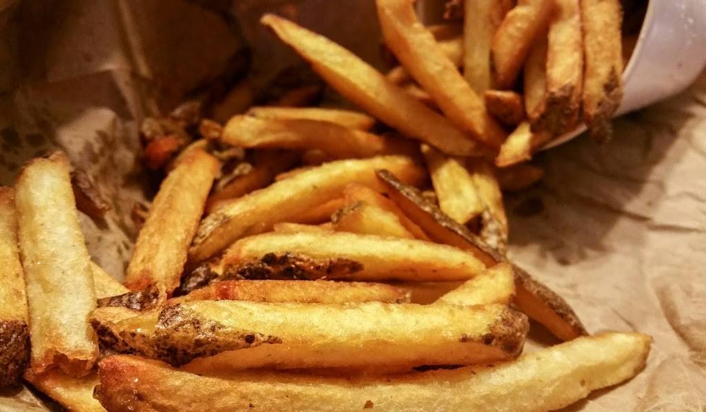 Five Guys | meal takeaway | 8904 Waltham Woods Rd, Parkville, MD 21234, USA | 4433843086 OR +1 443-384-3086