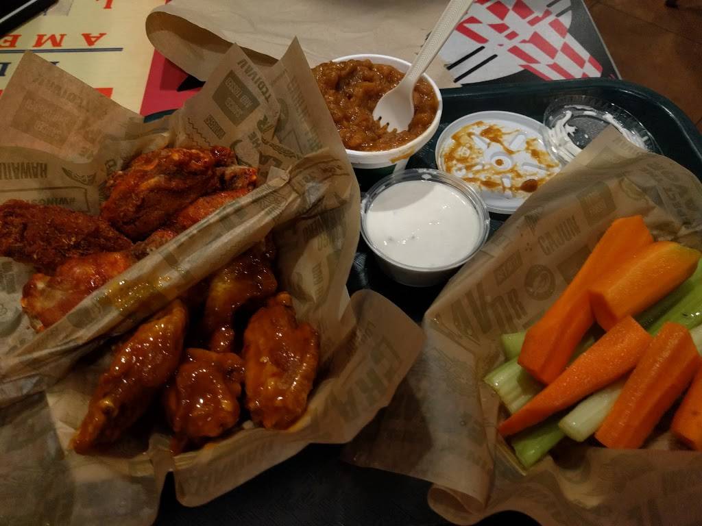 Wingstop | restaurant | 2100 Snelling Ave N #66C, Roseville, MN 55113, USA | 6516369464 OR +1 651-636-9464