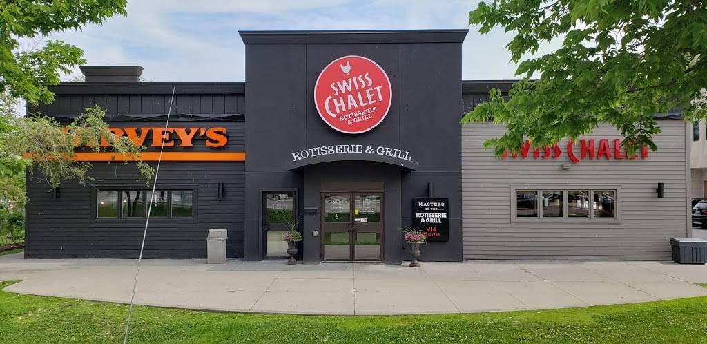Swiss Chalet | restaurant | 801 York Mills Rd, North York, ON M3B 1X7, Canada | 4164499194 OR +1 416-449-9194