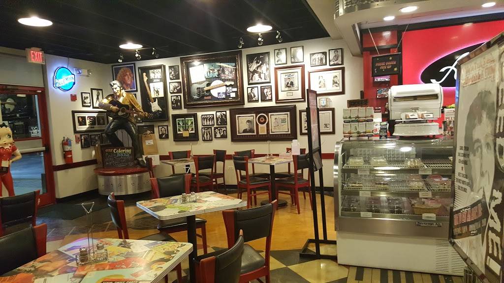 Augustinos Rock & Roll Deli and Grill of West Chicago | meal takeaway | 300 E N Ave, West Chicago, IL 60185, USA | 6302938602 OR +1 630-293-8602