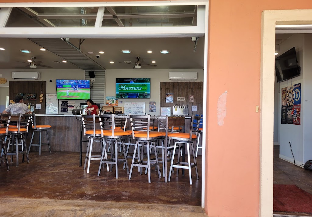 The Happy Camper Clubhouse | restaurant | 120 Tovar St, Deming, NM 88030, USA | 5755455393 OR +1 575-545-5393