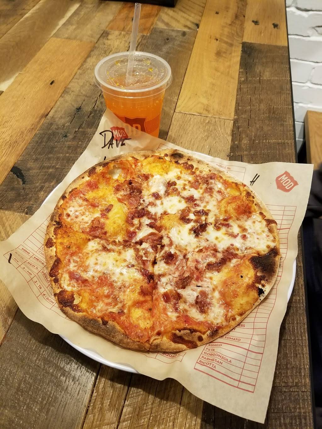 MOD Pizza | restaurant | 2736, 7470 W State St, Wauwatosa, WI 53213, USA | 4142572577 OR +1 414-257-2577