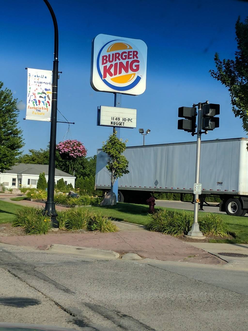Burger King | restaurant | 5014 E Pickard Rd, Mt Pleasant, MI 48858, USA | 9897720238 OR +1 989-772-0238