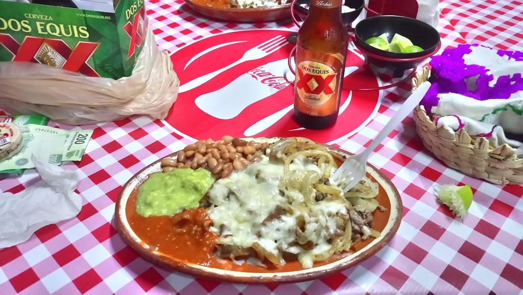 tacos la carreta rosa | restaurant | Calle Pedregal 2881, Playas, Playas De Tijuana, 22506 Tijuana, B.C., Mexico | 016641879725 OR +52 664 187 9725