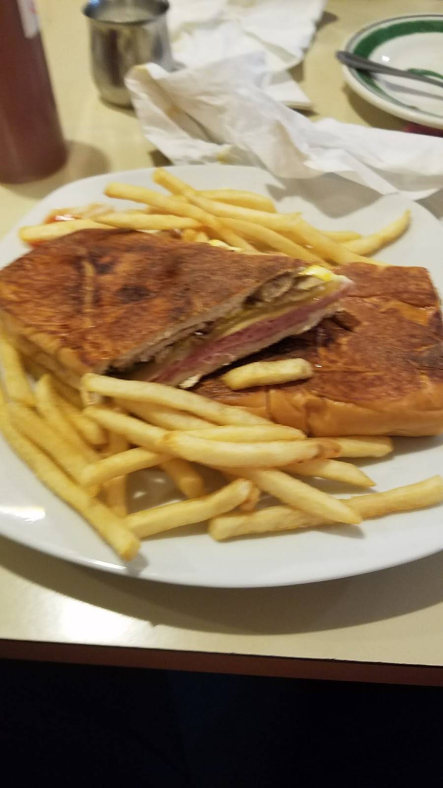 Rico Sabor Cubano Restaurant | restaurant | 14845 Bellaire Blvd, Houston, TX 77083, USA | 2815685870 OR +1 281-568-5870