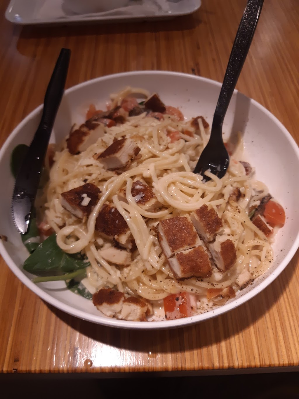 Noodles and Company | meal takeaway | 1 S Franklin St, Chicago, IL 60606, USA | 3126342132 OR +1 312-634-2132