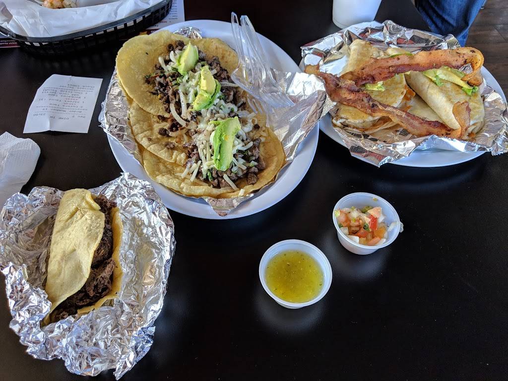 Güeros Taco Diner | restaurant | 20323 Huebner Rd #111, San Antonio, TX 78258, USA | 2105382739 OR +1 210-538-2739