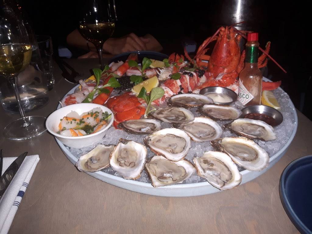 Resto Catch | restaurant | 1467 Rue de Montarville, Saint-Bruno-de-Montarville, QC J3V 3T6, Canada | 4506903100 OR +1 450-690-3100