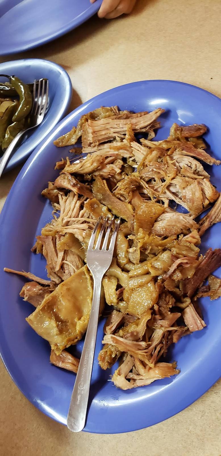 Carnitas Y Tacos Maravatio | restaurant | 4228 W 26th St, Chicago, IL 60623, USA | 7735654365 OR +1 773-565-4365