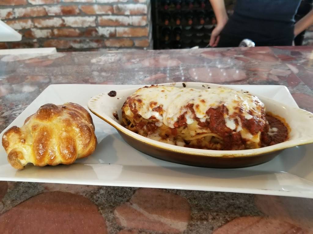 Due Amici Pizzeria | restaurant | 2124 Edgewater Dr, Orlando, FL 32804, USA | 4077307747 OR +1 407-730-7747